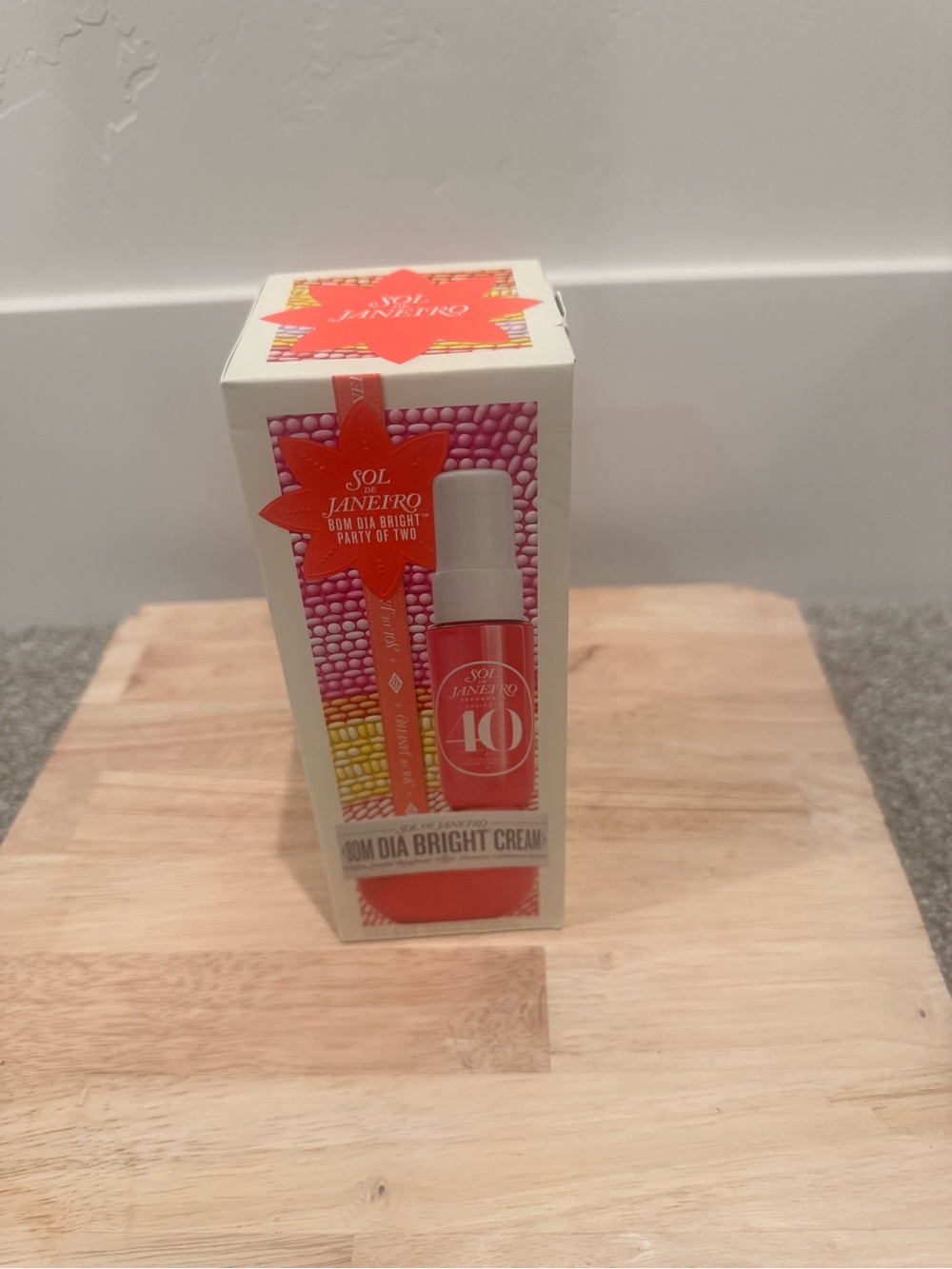 Sol de Janeiro Bom Dia Bright Cream - Coral Orange